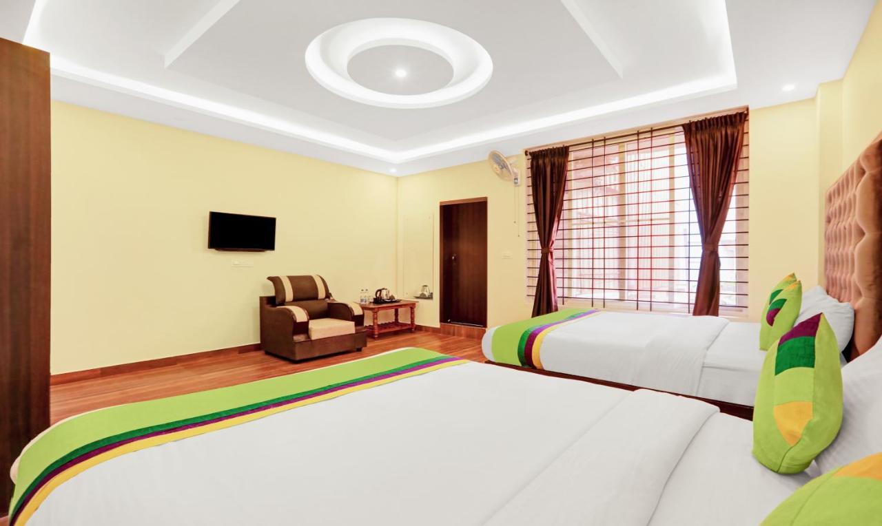 Treebo Doha King Hotel มาดิเครี ภายนอก รูปภาพ